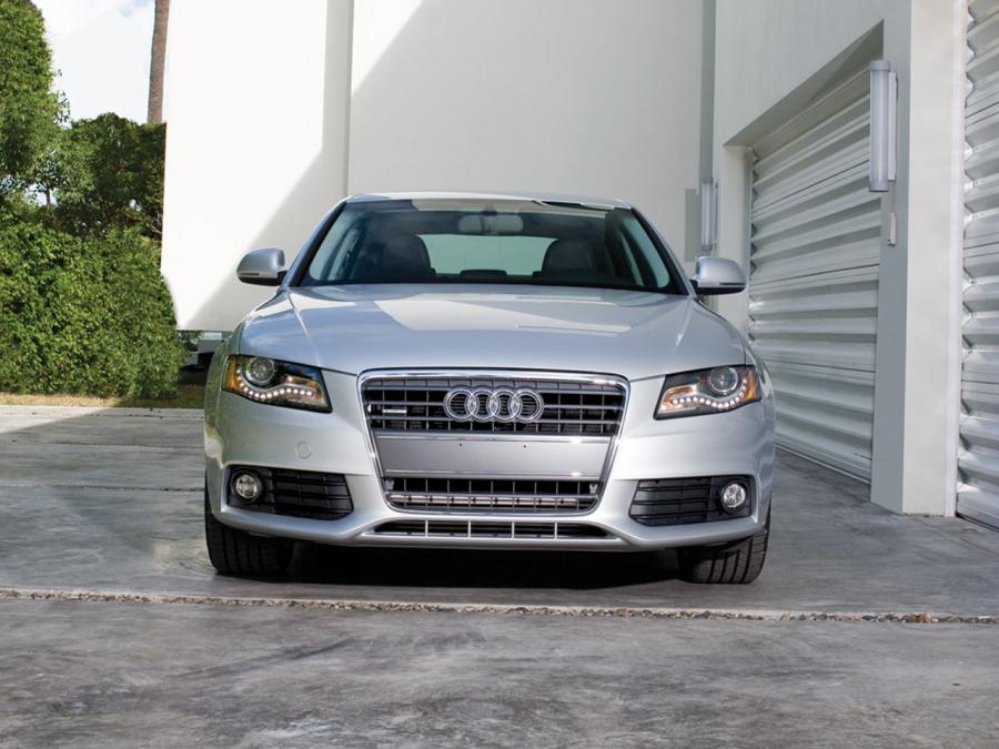  Audi A4 2.0T Quattro Sedan (B8, 8K) 2009 года  (NA) (фото 5 из 9)